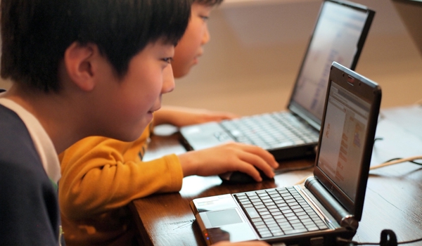 子ども向けプログラミングワークショップレポート